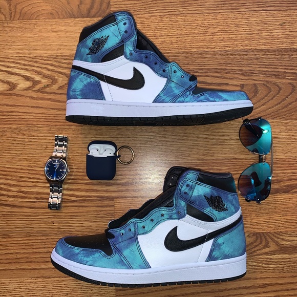 1s tie dye